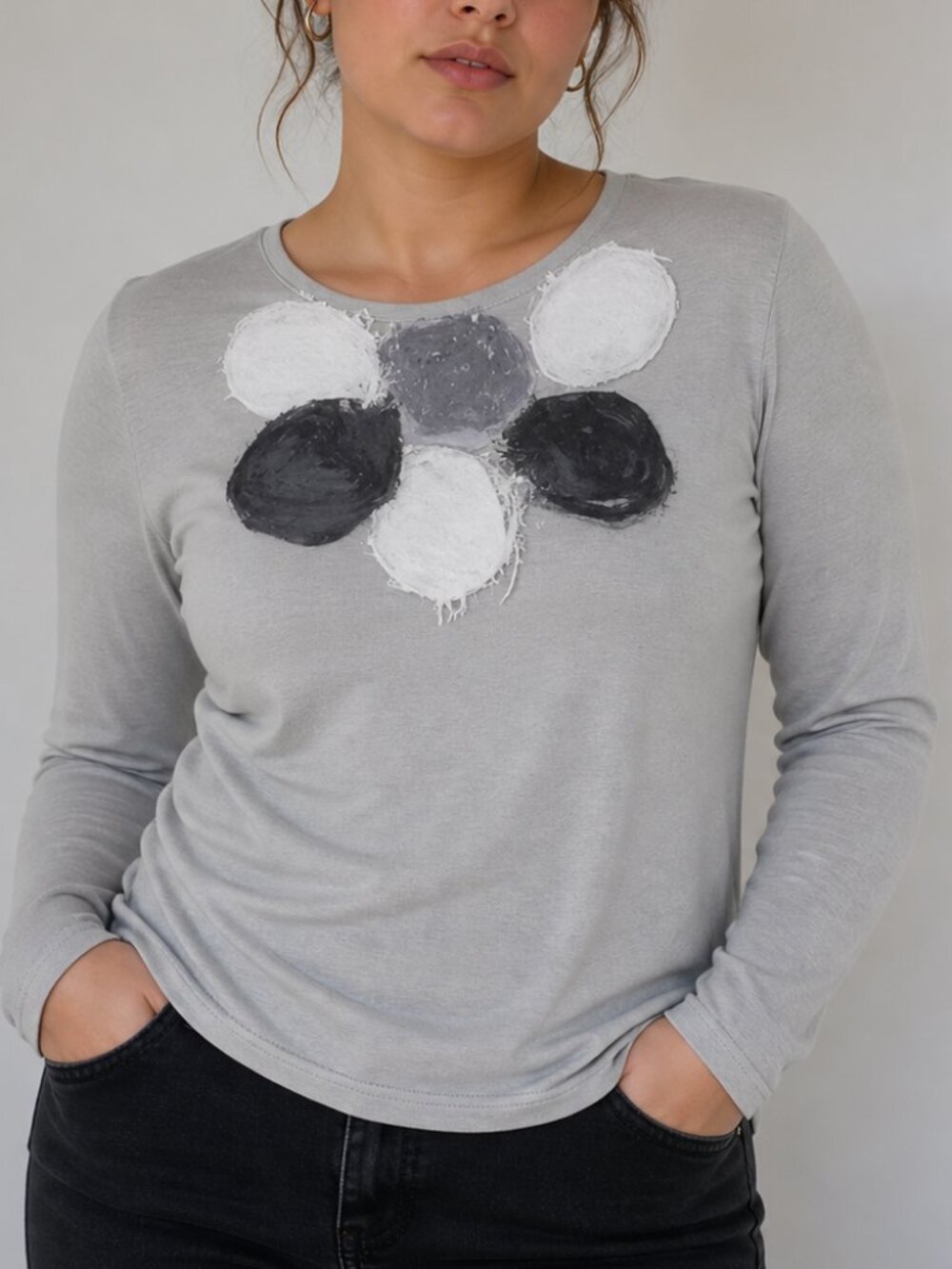SOFIA RYE Gray Crew Neck Long Sleeve Knit